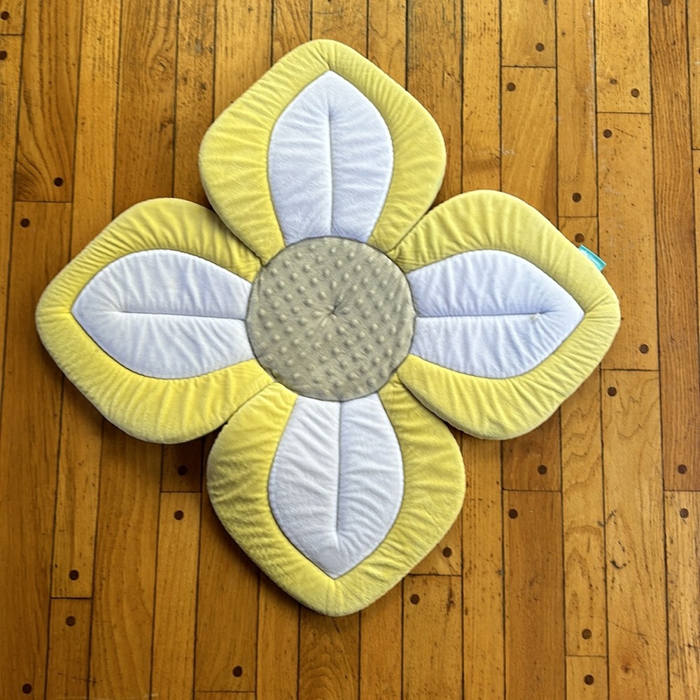 Blooming Bath baby bathtub